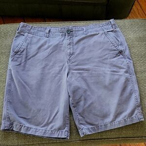 Urban Pipeline flat front "hits at knee" charcoal gray men's 40W shorts